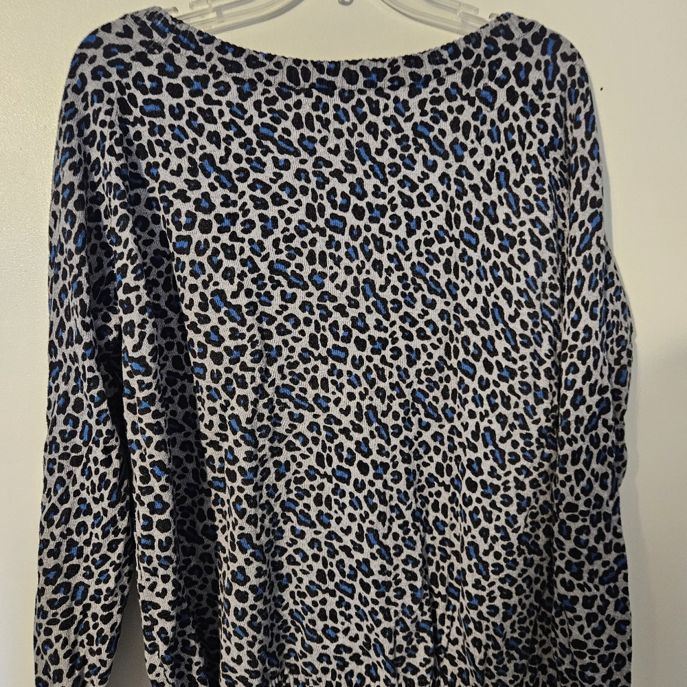 EUC Torrid Leopard Print Sweater - Picture 6 of 9
